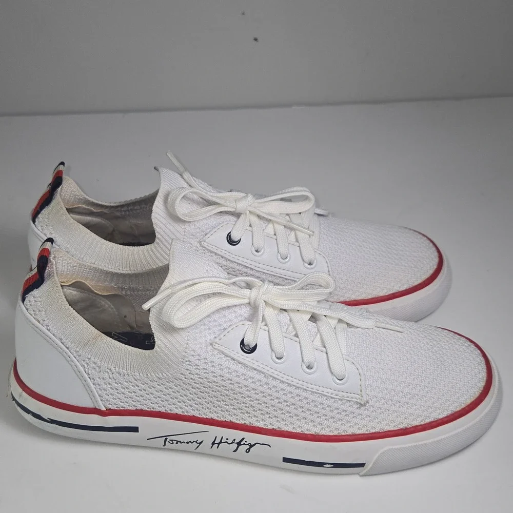 Tommy Hilfiger Women's TWGESSII White Knit Lace Up Sneakers Size‎ 9M